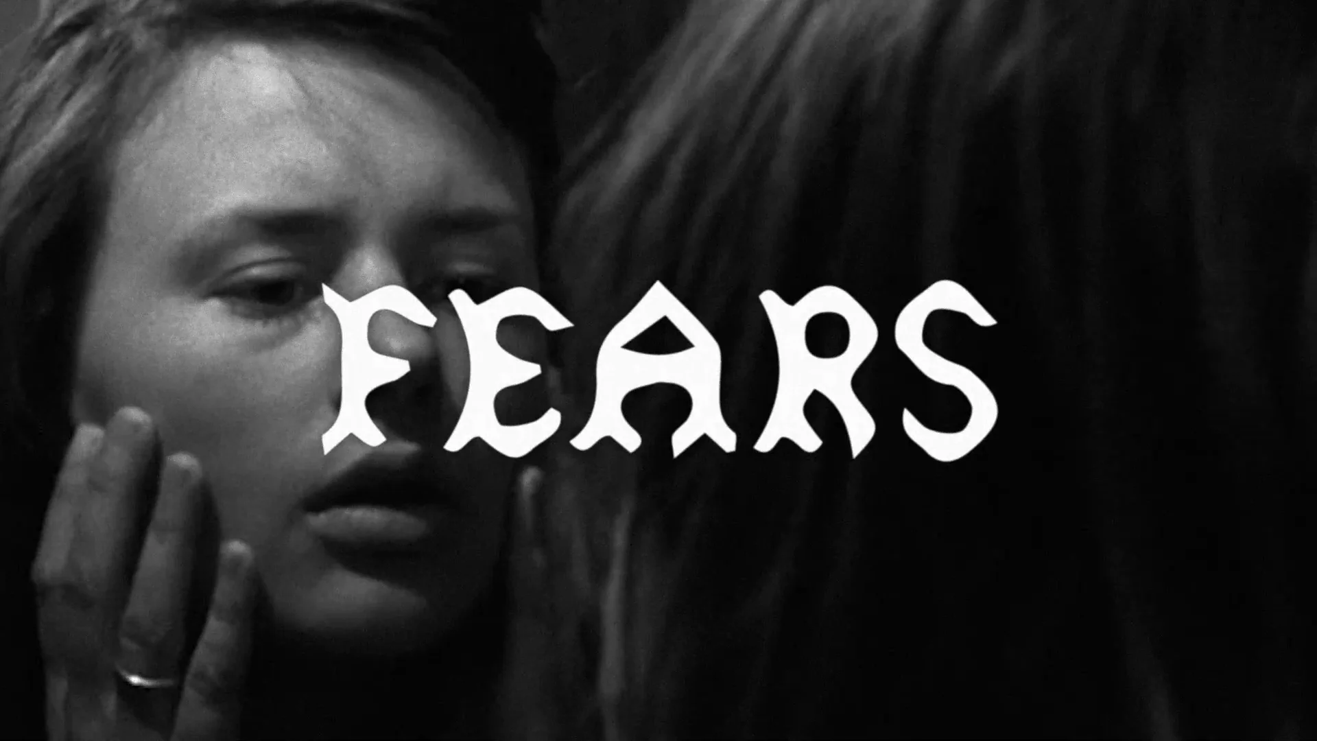 One Minutes:
Mirroring